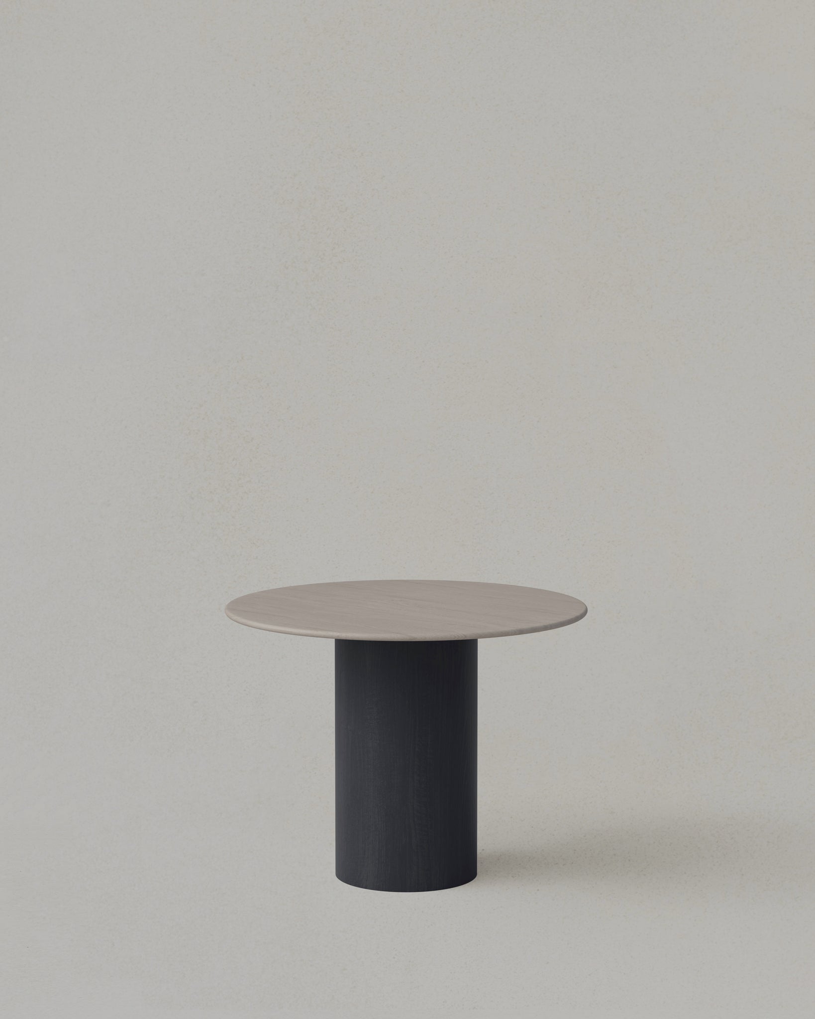 Round Raindrop Dining Table